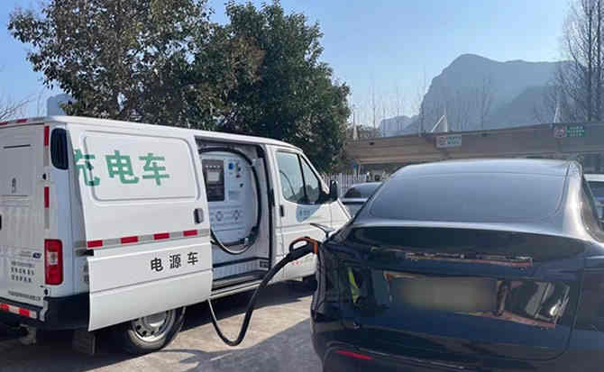 东洲区汽车搭电